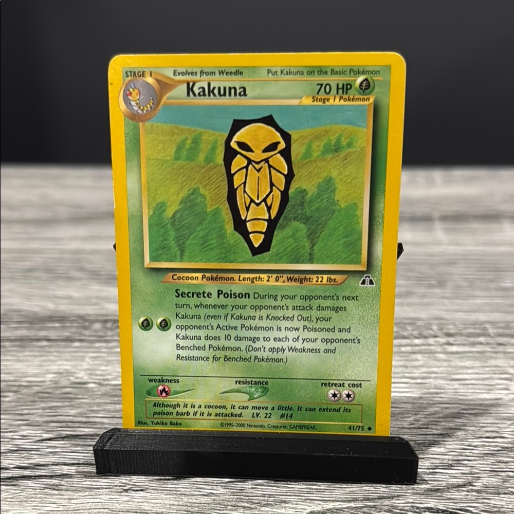 Pokémon | Neo Discovery #41/75: Kakuna (2000) - Vintage Trading Card